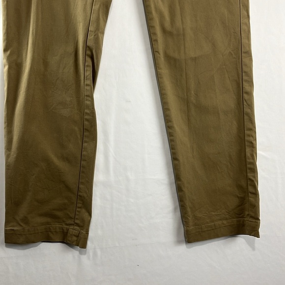 Banana Republic Factory Khaki Men's Chinos - Picture 3 of 9